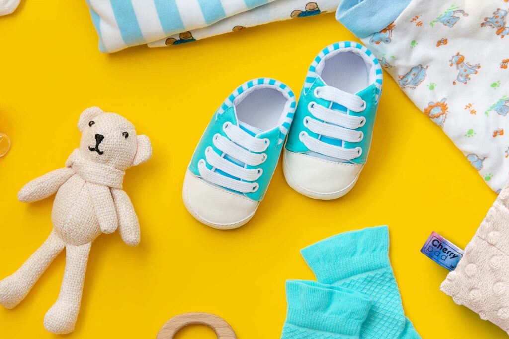 Jak kupować ubranka dla niemowlaka – wszystko, co musisz wiedzieć