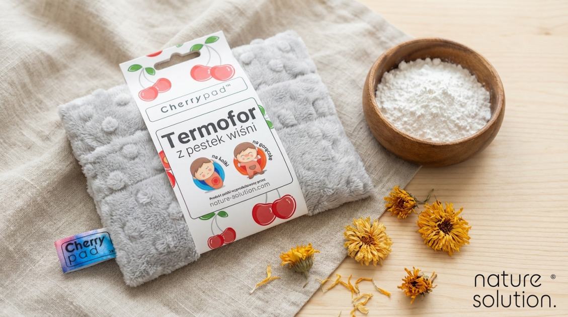 Odparzenia u noworodka: jak leczyć i skutecznie im zapobiegać? 1 Termofor z Pestek Wiśni Cherrypad® – Minky szary in use