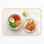 Co jeść? Karmienie piersią i zdrowa dieta mamy w 2026 roku